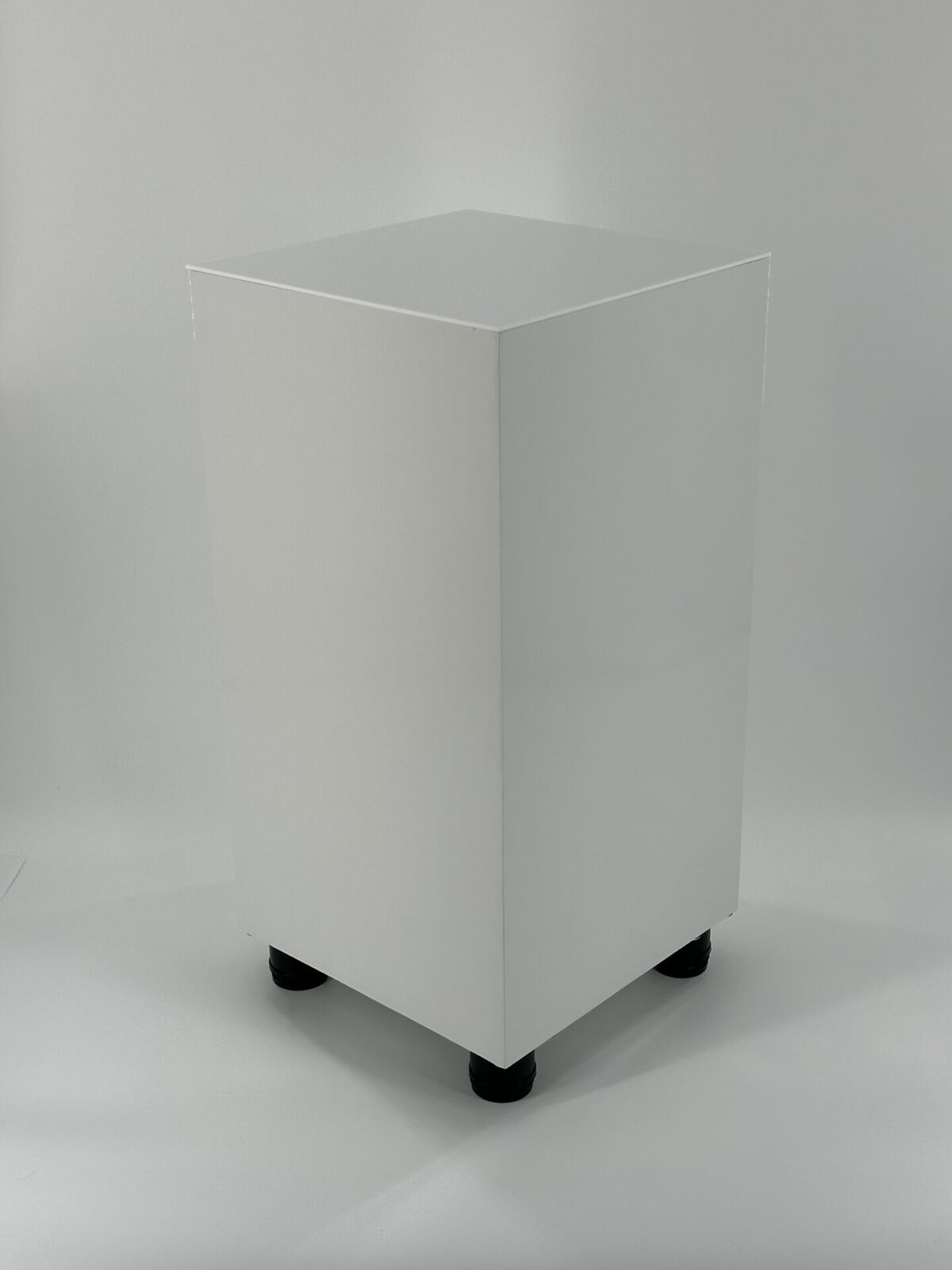 Skyscraper Pedestal - Image 2